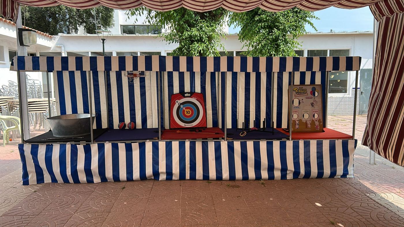 Mini feria con juegos tradicionales para eventos